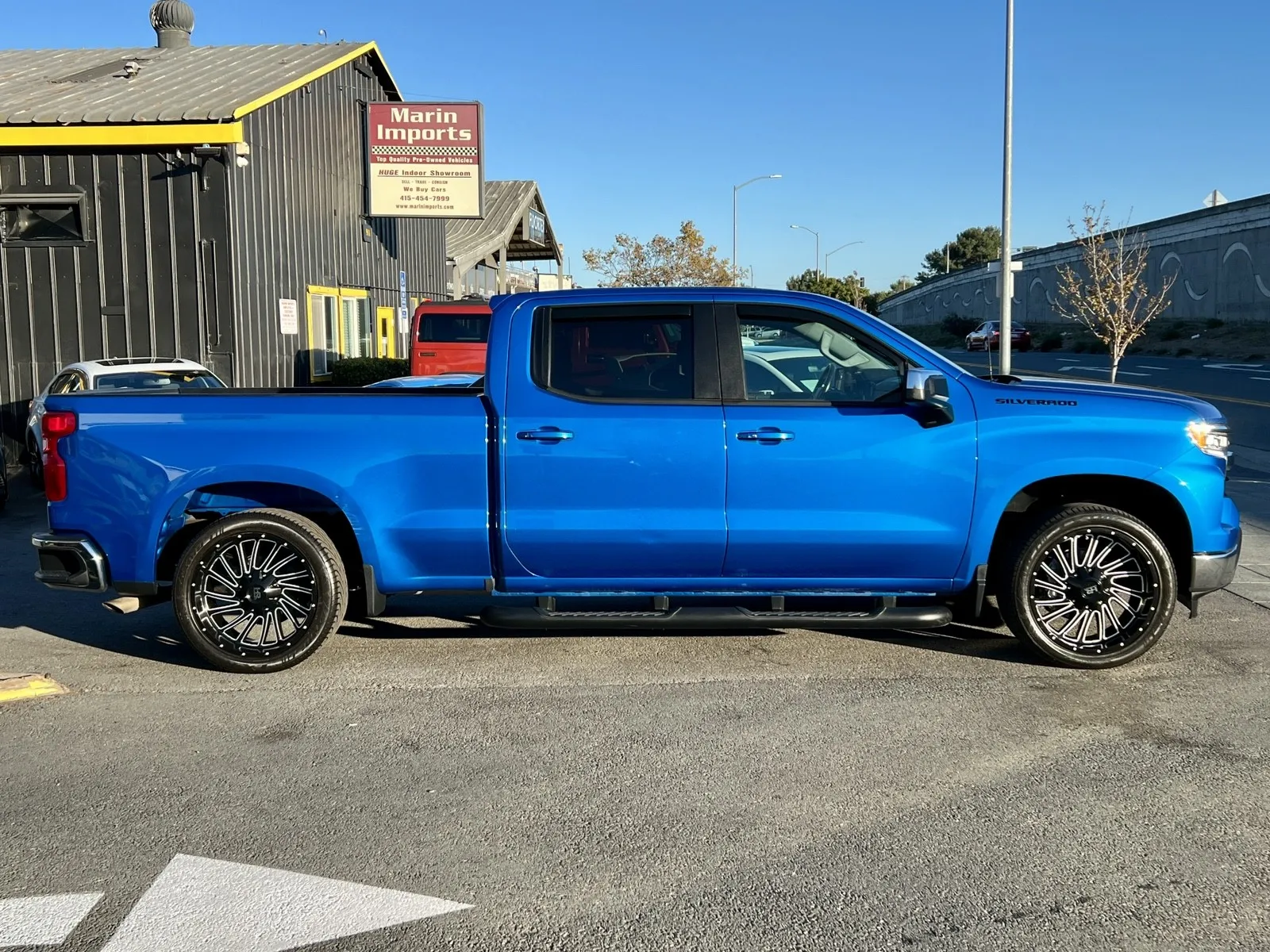 More photos of 2022 Chevrolet Silverado 1500 LT at Marin Imports, CA