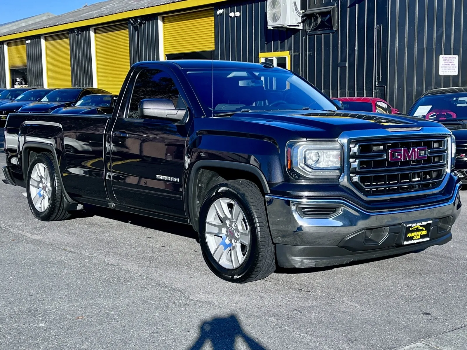 More photos of 2016 GMC Sierra 1500 SLE at Marin Imports, CA
