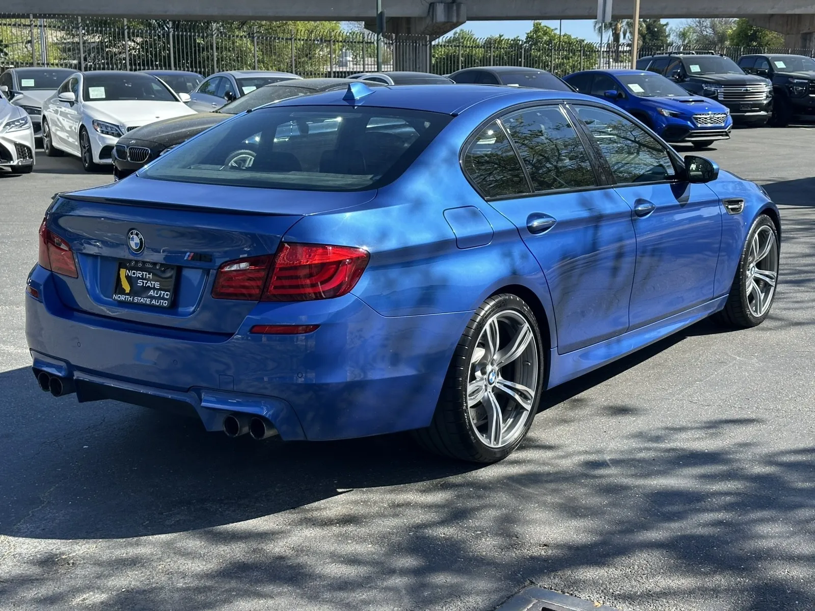BMW M5 photo 8