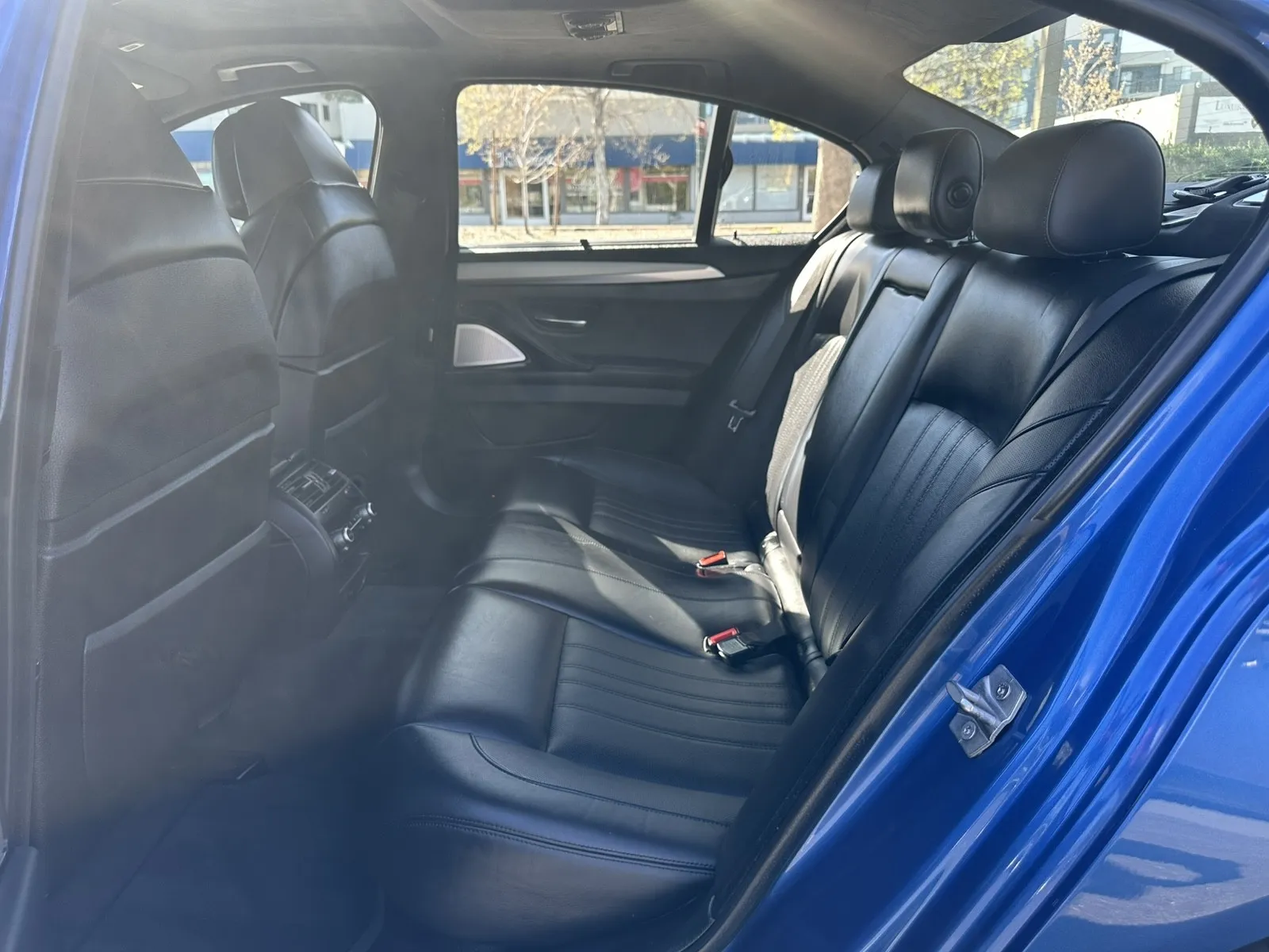 BMW M5 photo 23