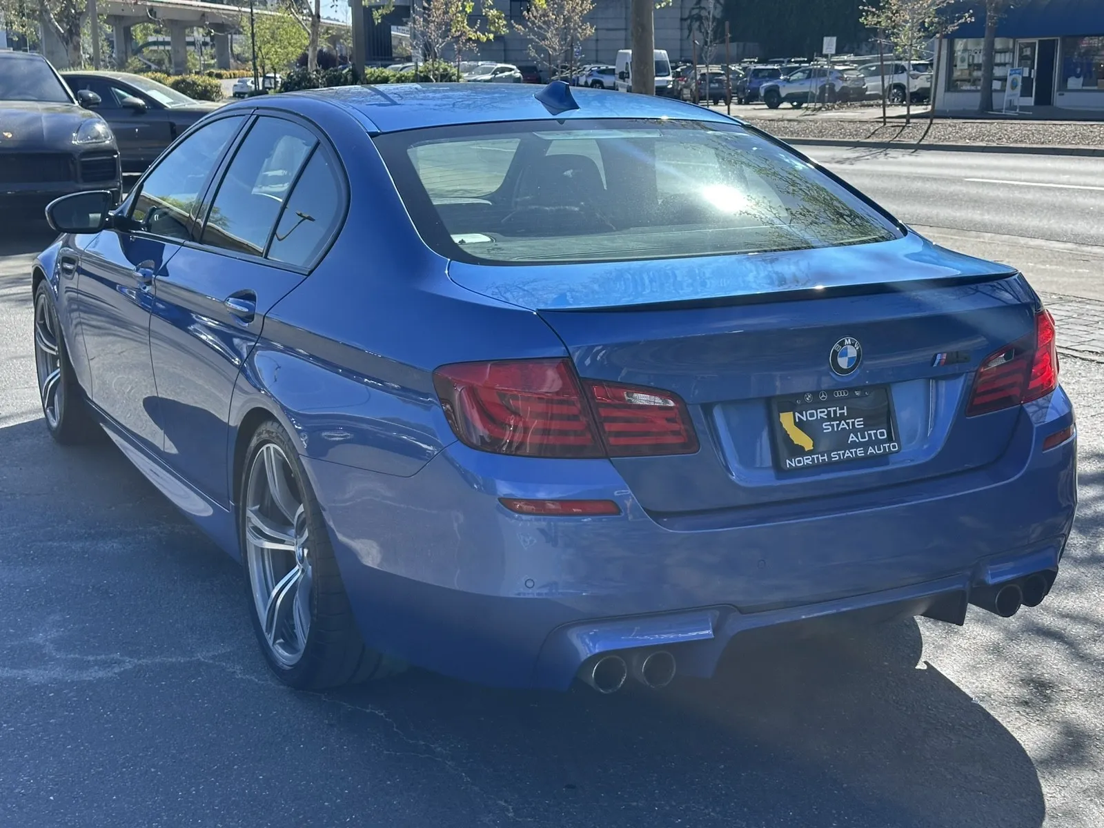 BMW M5 photo 11