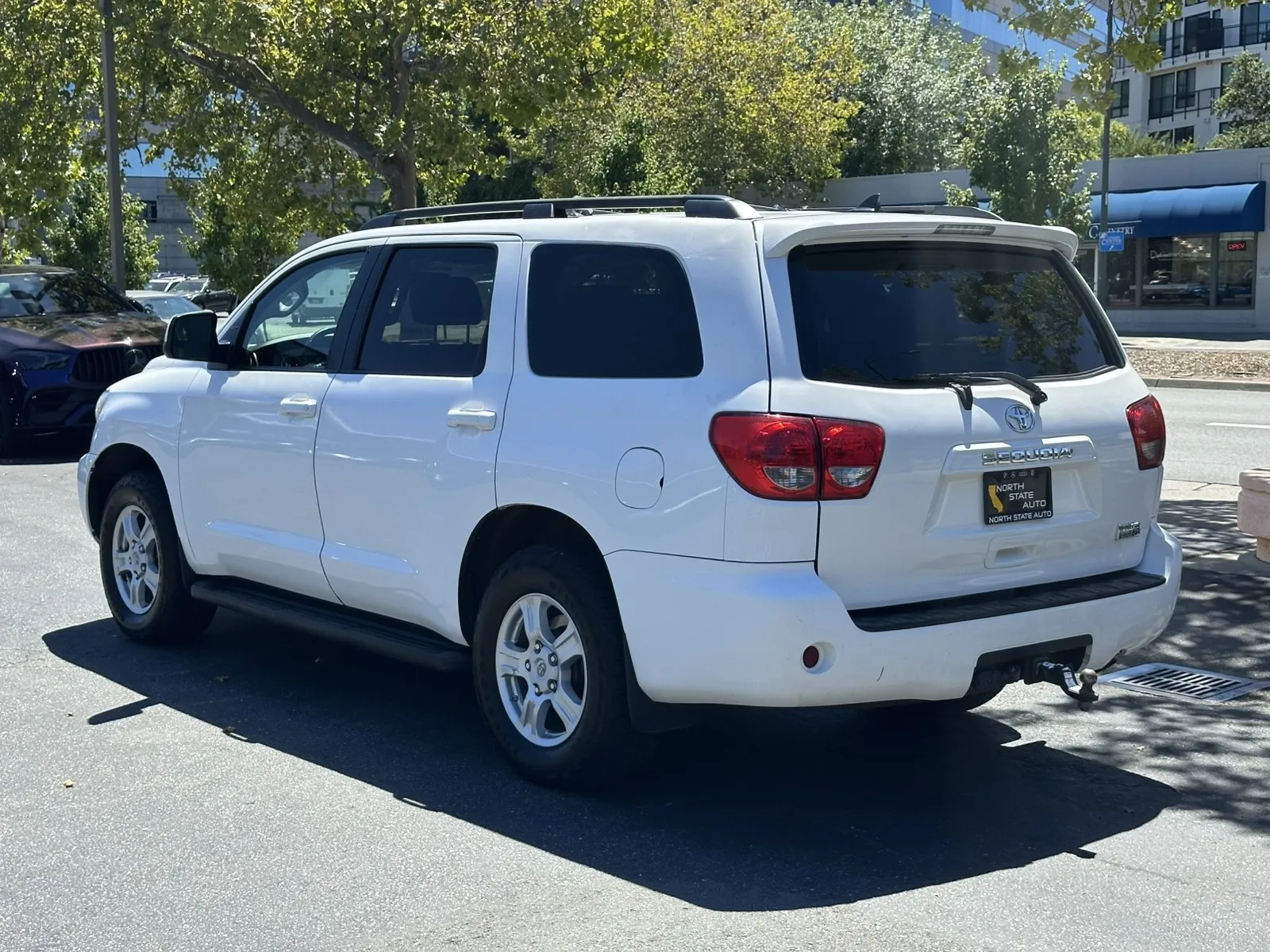 Toyota Sequoia photo 12