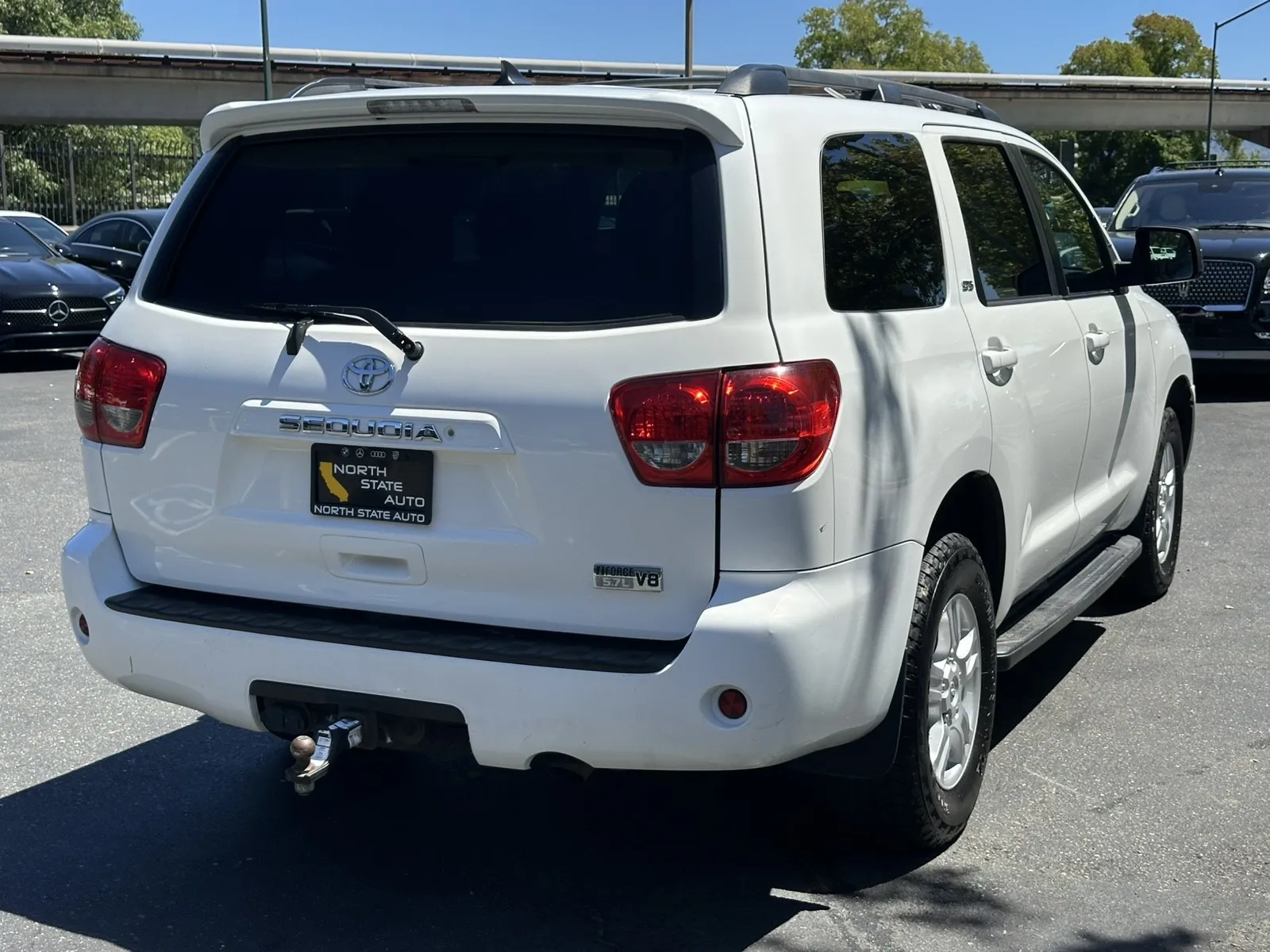 Toyota Sequoia photo 9