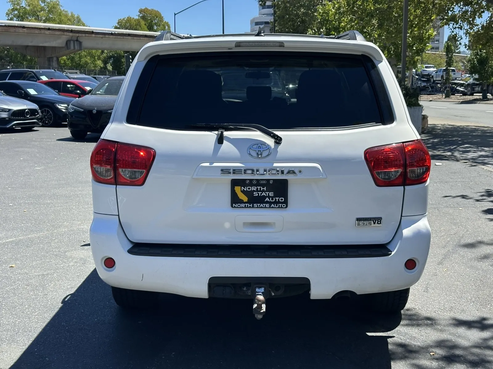 Toyota Sequoia photo 10