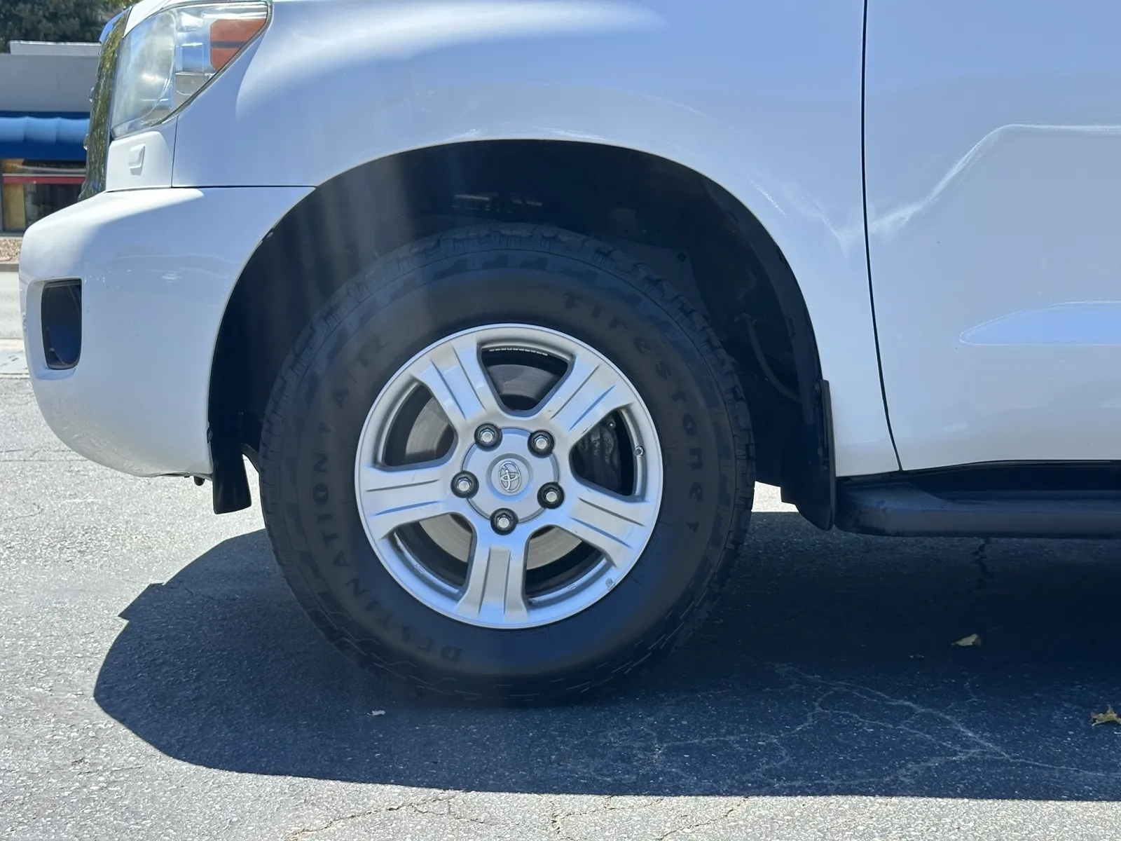 Toyota Sequoia photo 13