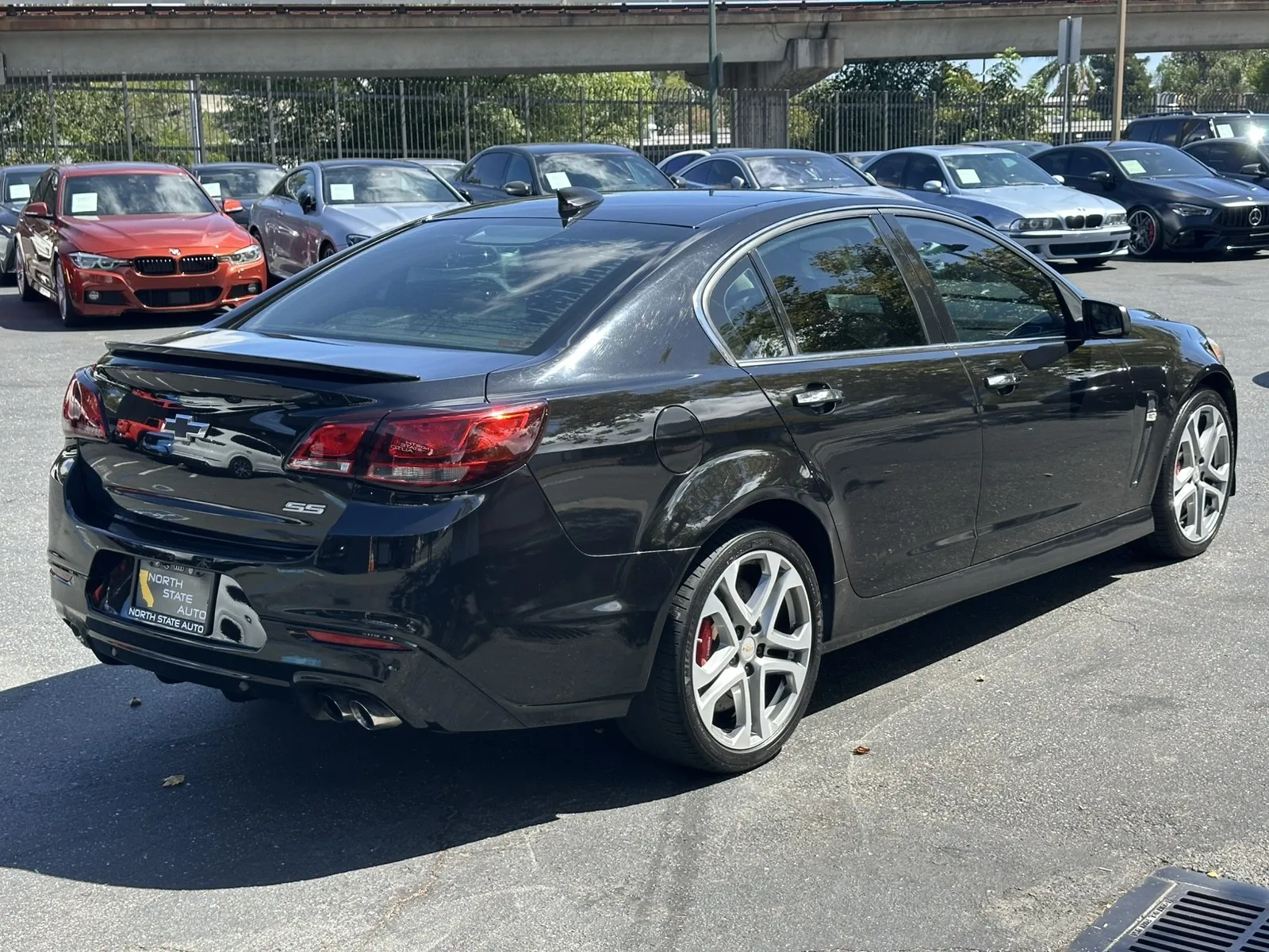 Chevrolet SS photo 8