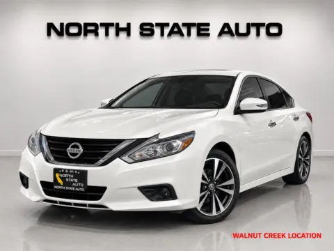White 2017 Nissan Altima 2.5 SV for sale in Walnut Creek, CA