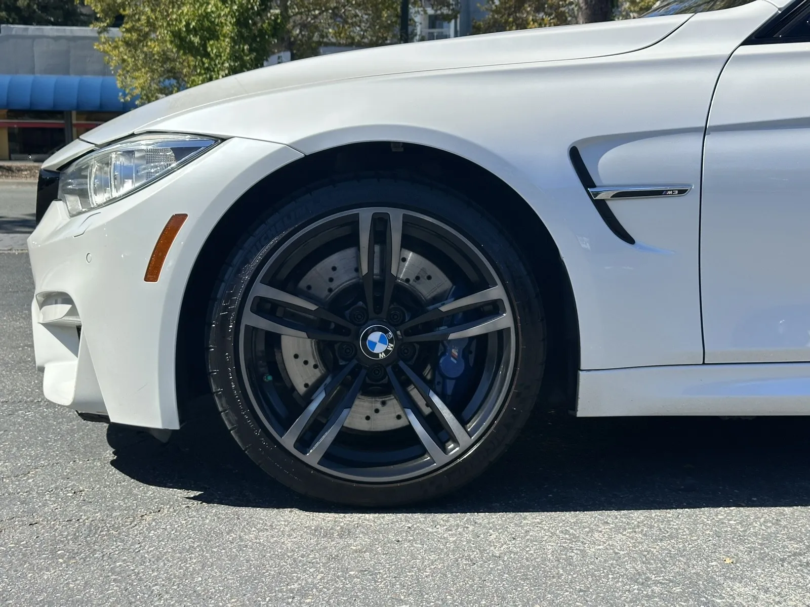 BMW M3 photo 13