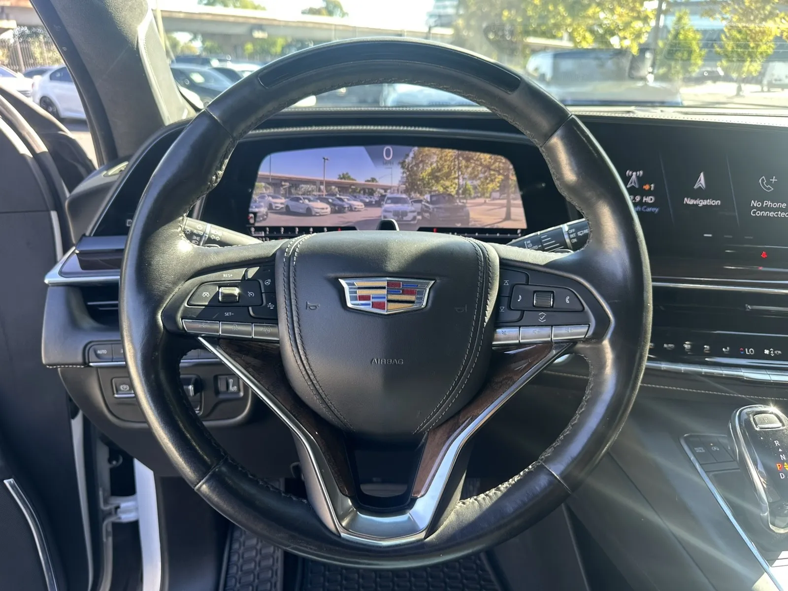 Cadillac Escalade photo 14