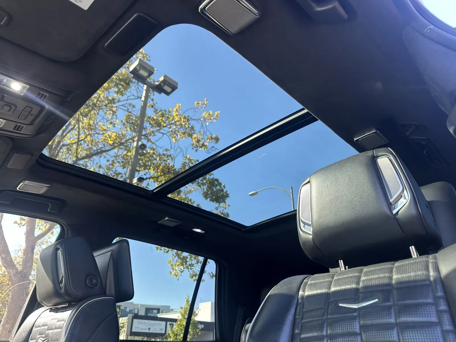 Cadillac Escalade photo 30