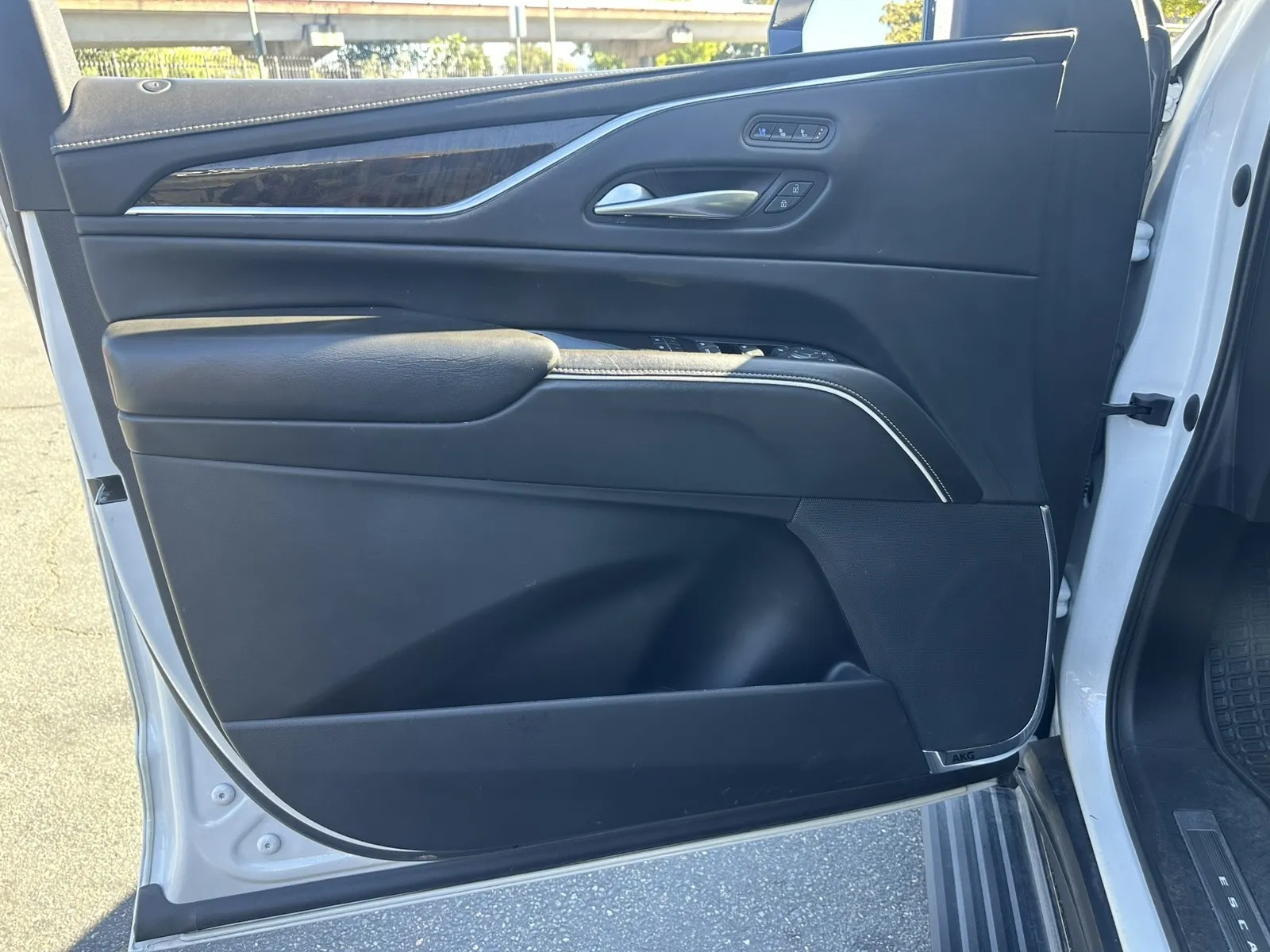 Cadillac Escalade photo 29