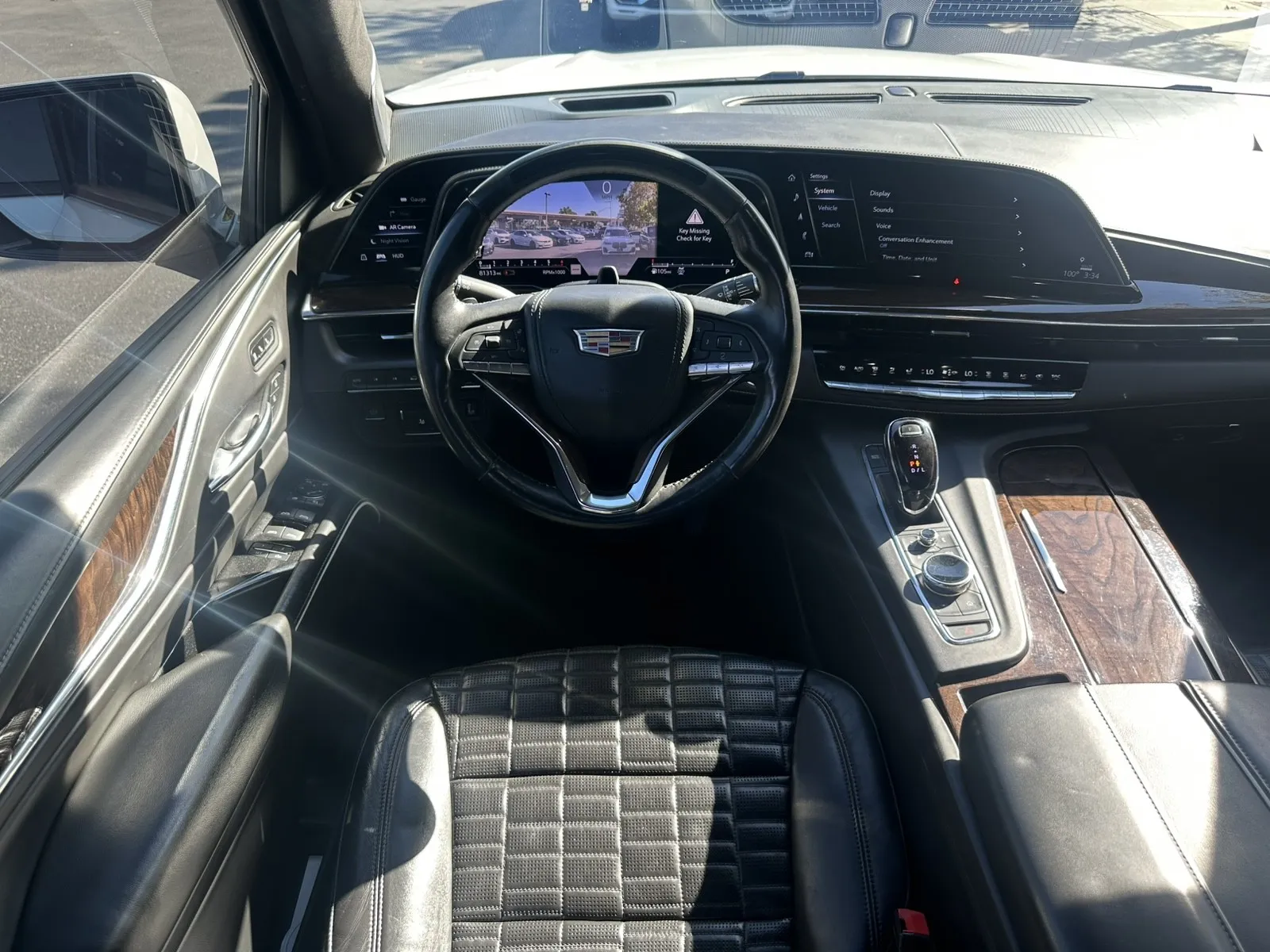Cadillac Escalade photo 16