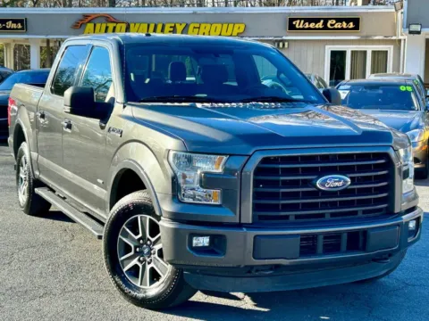 Gray 2015 Ford F-150 SuperCrew Cab XLT Pickup 4D 5 1/2 ft for sale in East Stroudsburg, PA