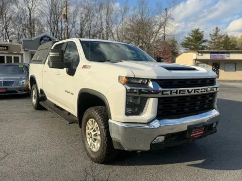 More photos of 2021 Chevrolet Silverado 2500 HD Crew Cab LT Pickup 4D 6 1/2 ft at Auto Valley Group, PA