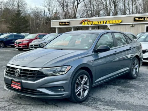 More photos of 2019 Volkswagen Jetta 1.4T R-Line Sedan 4D at Auto Valley Group, PA