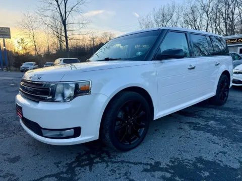 More photos of 2019 Ford Flex SEL Sport Utility 4D at Auto Valley Group, PA
