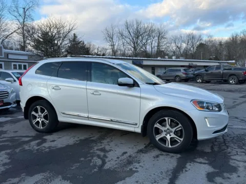 More photos of 2015 Volvo XC60 T6 Premier Plus Sport Utility 4D at Auto Valley Group, PA
