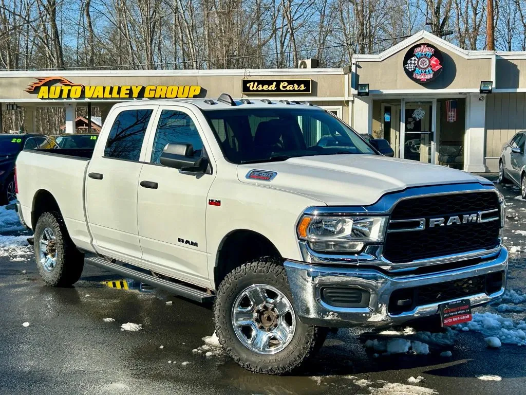 White 2019 Ram 3500 Crew Cab Tradesman Pickup 4D 6 1/3 ft for sale in East Stroudsburg, PA