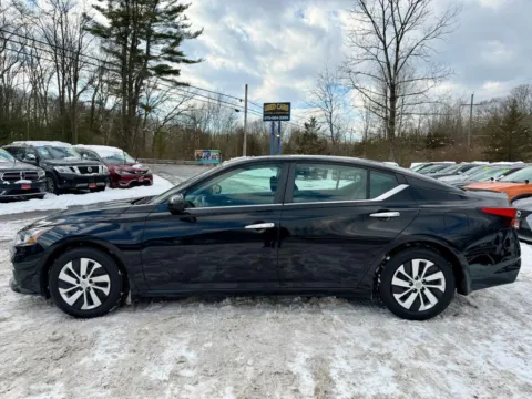 More photos of 2019 Nissan Altima 2.5 S Sedan 4D at Auto Valley Group, PA