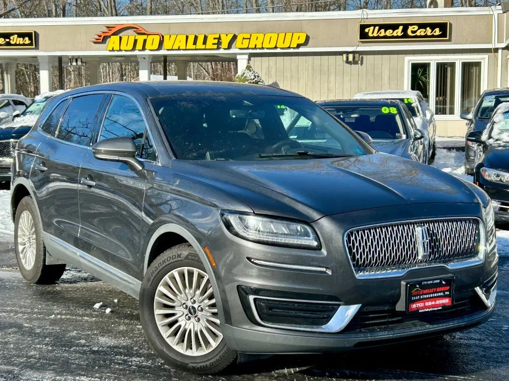 Gray 2019 Lincoln Nautilus Sport Utility 4D for sale in East Stroudsburg, PA