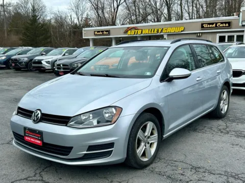 More photos of 2015 Volkswagen Golf SportWagen TDI S Wagon 4D at Auto Valley Group, PA