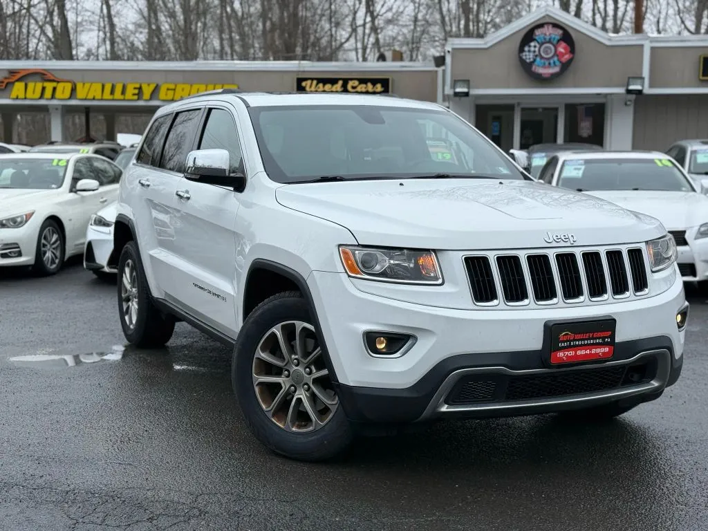 White 2015 Jeep Grand Cherokee Limited Sport Utility 4D for sale in East Stroudsburg, PA