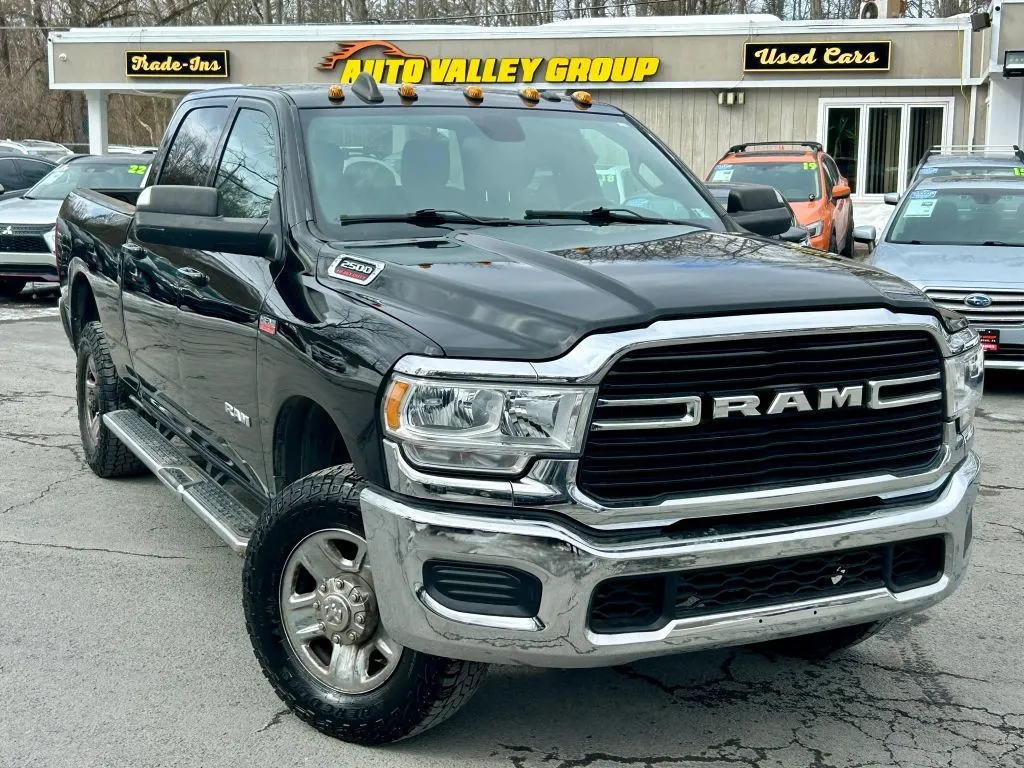 2021 RAM 2500 Big Horn 4X4 Crew Cab SWB's photo