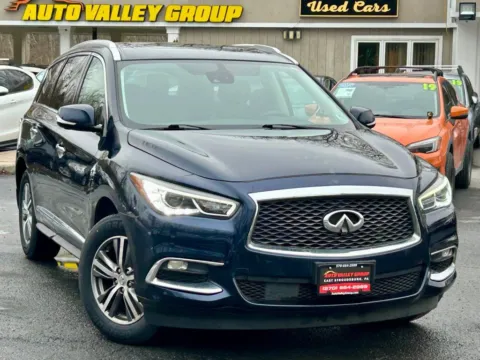 Black 2020 INFINITI QX60 LUXE Sport Utility 4D for sale in East Stroudsburg, PA