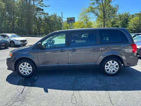 More photos of 2018 Dodge Grand Caravan Passenger SE Minivan 4D at Auto Valley Group, PA