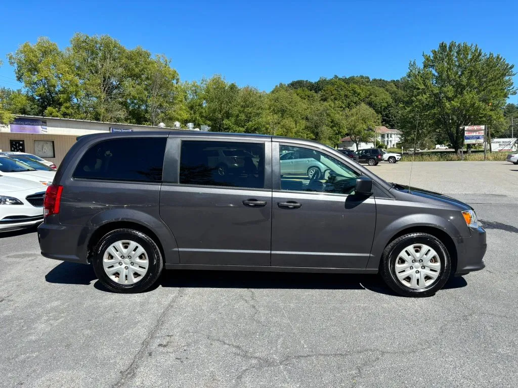 2018 Dodge Grand Caravan SE - Photo 9