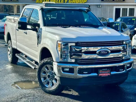 White 2018 Ford F250 Super Duty Crew Cab Lariat Pickup 4D 6 3/4 ft for sale in East Stroudsburg, PA