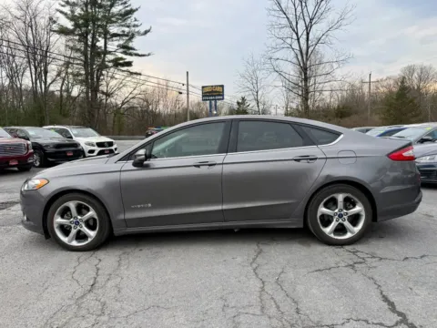 More photos of 2014 Ford Fusion SE Hybrid Sedan 4D at Auto Valley Group, PA