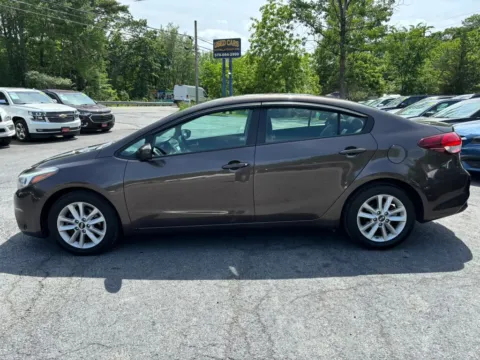 More photos of 2017 Kia Forte LX Sedan 4D at Auto Valley Group, PA