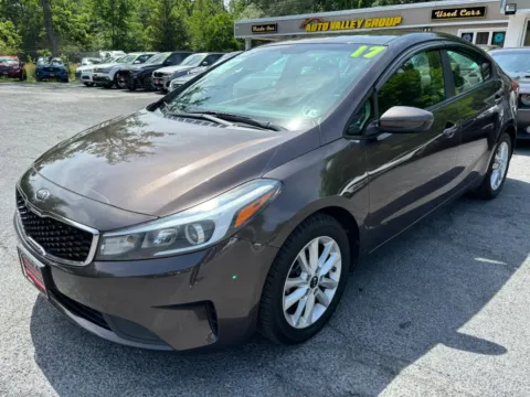 More photos of 2017 Kia Forte LX Sedan 4D at Auto Valley Group, PA