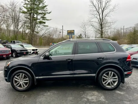 More photos of 2016 Volkswagen Touareg TDI Lux Sport Utility 4D at Auto Valley Group, PA