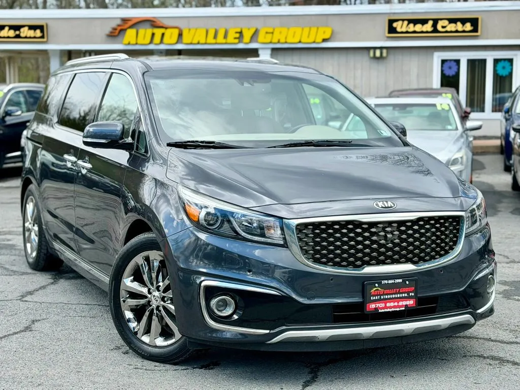 Gray 2018 Kia Sedona SX Limited Minivan 4D for sale in East Stroudsburg, PA