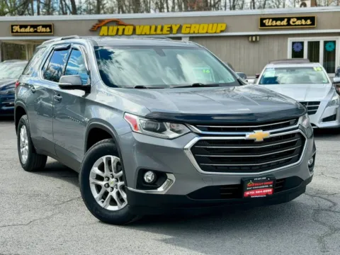 Gray 2018 Chevrolet Traverse LT Sport Utility 4D for sale in East Stroudsburg, PA