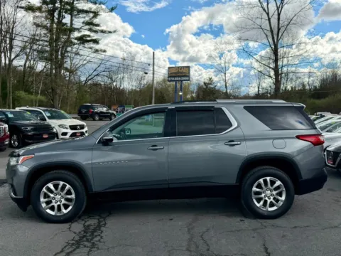 More photos of 2018 Chevrolet Traverse LT Sport Utility 4D at Auto Valley Group, PA