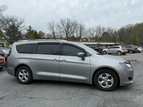 More photos of 2017 Chrysler Pacifica Touring-L Plus Minivan 4D at Auto Valley Group, PA