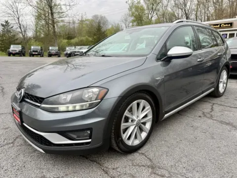 More photos of 2018 Volkswagen Golf Alltrack TSI S Wagon 4D at Auto Valley Group, PA