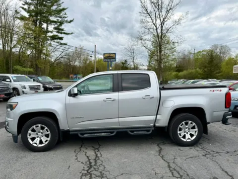 More photos of 2017 Chevrolet Colorado Crew Cab LT Pickup 4D 5 ft at Auto Valley Group, PA