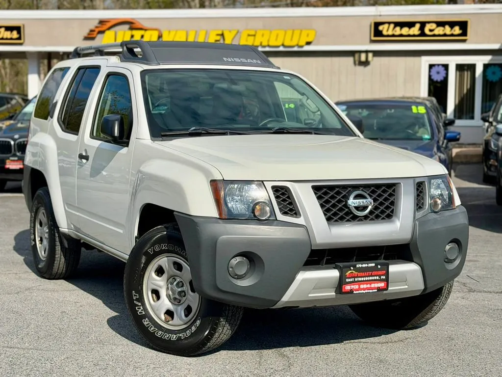 2015 Nissan Xterra X 4x4 AT's photo
