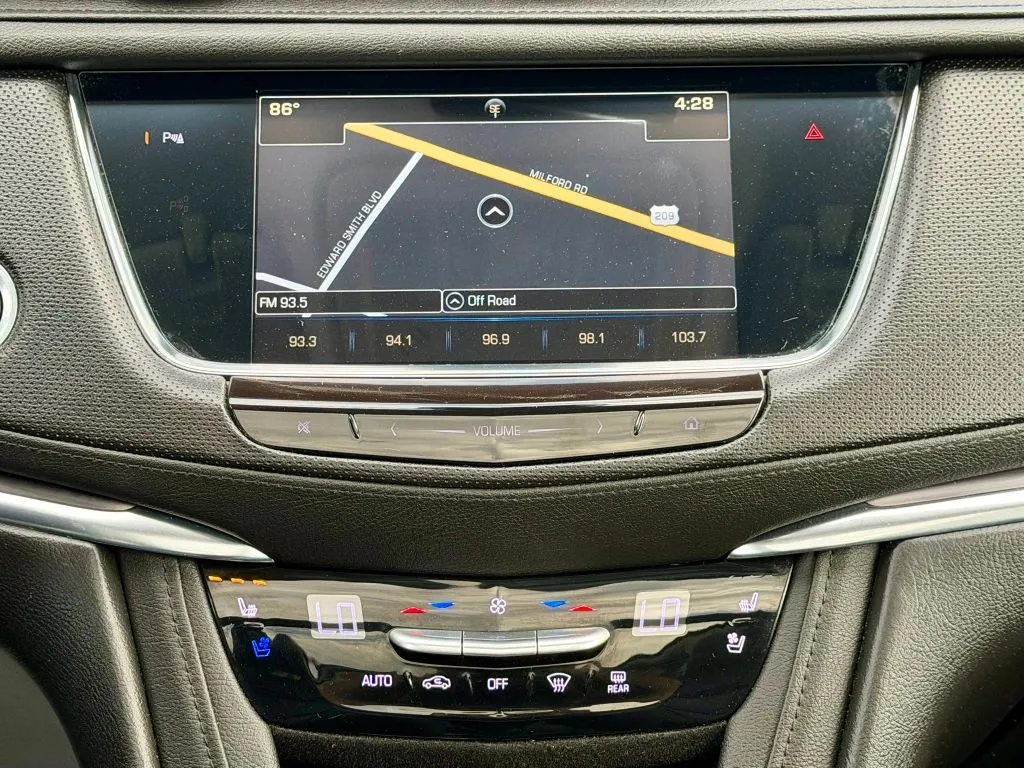 2017 Cadillac XT5 Premium Luxury - Photo 23
