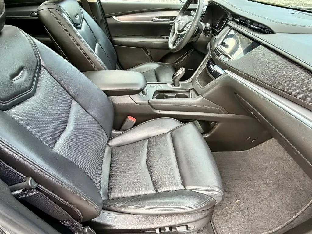 2017 Cadillac XT5 Premium Luxury - Photo 18