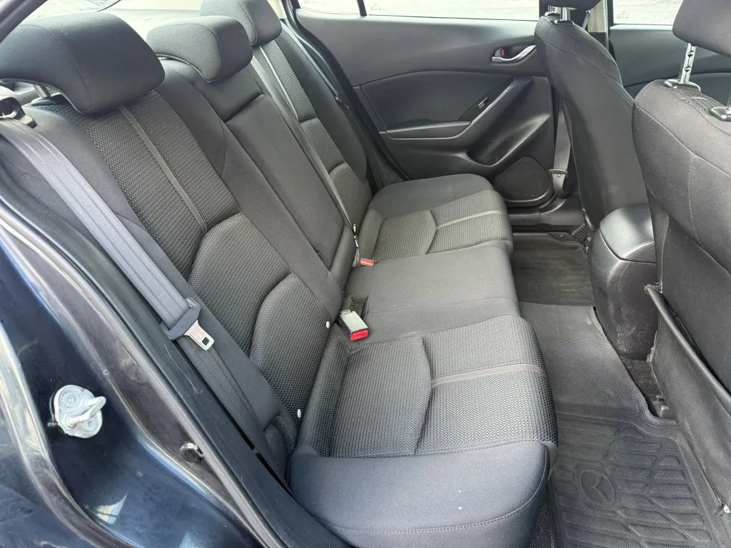 2018 Mazda Mazda3 Grand Touring - Photo 16