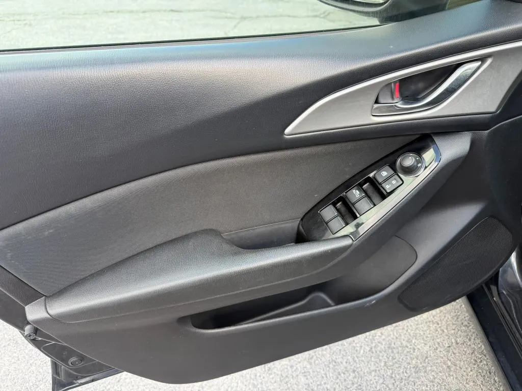 2018 Mazda Mazda3 Grand Touring - Photo 13