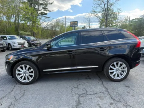 More photos of 2017 Volvo XC60 T6 Inscription Sport Utility 4D at Auto Valley Group, PA