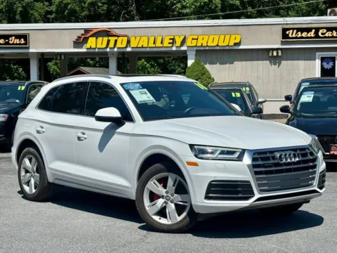 White 2018 Audi Q5 Premium Plus w/Technology Value Pkg Sport Utility 4D for sale in East Stroudsburg, PA