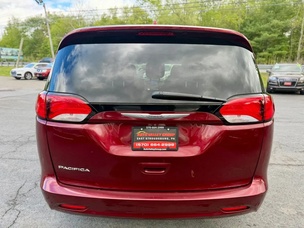 2017 Chrysler Pacifica Touring - Photo 7
