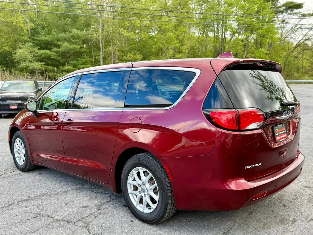 2017 Chrysler Pacifica Touring - Photo 6